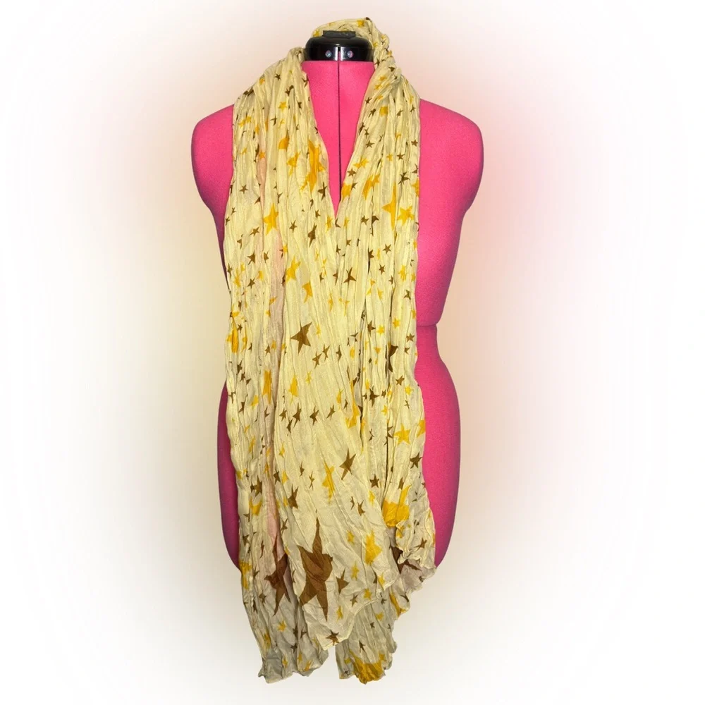 Star Patterned Yellow Scarf